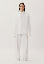 Lade das Bild in den Galerie-Viewer, Studio Denim Overshirt Optical White
