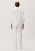 Lade das Bild in den Galerie-Viewer, Studio Denim Overshirt Optical White
