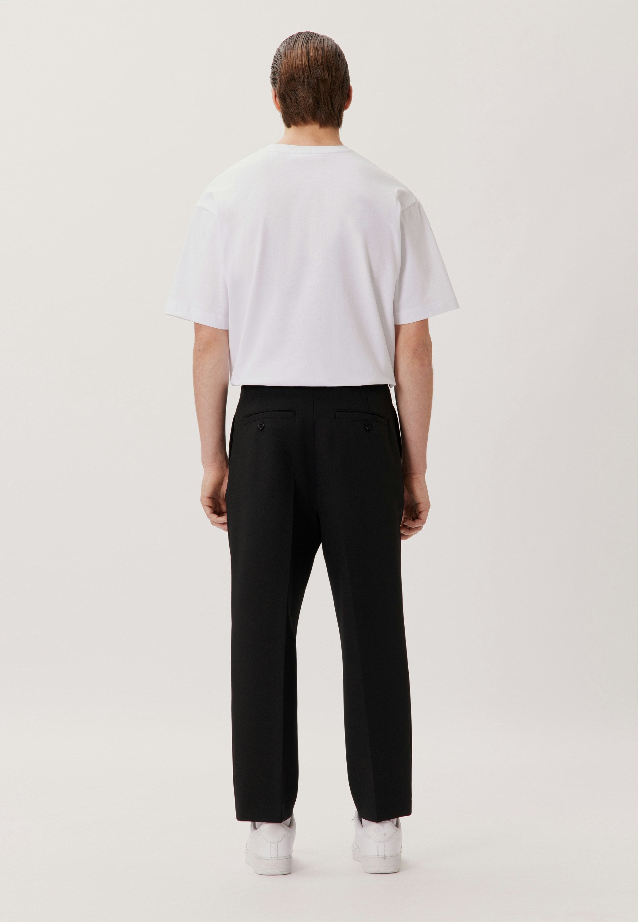 Studio Relaxed Chino Black