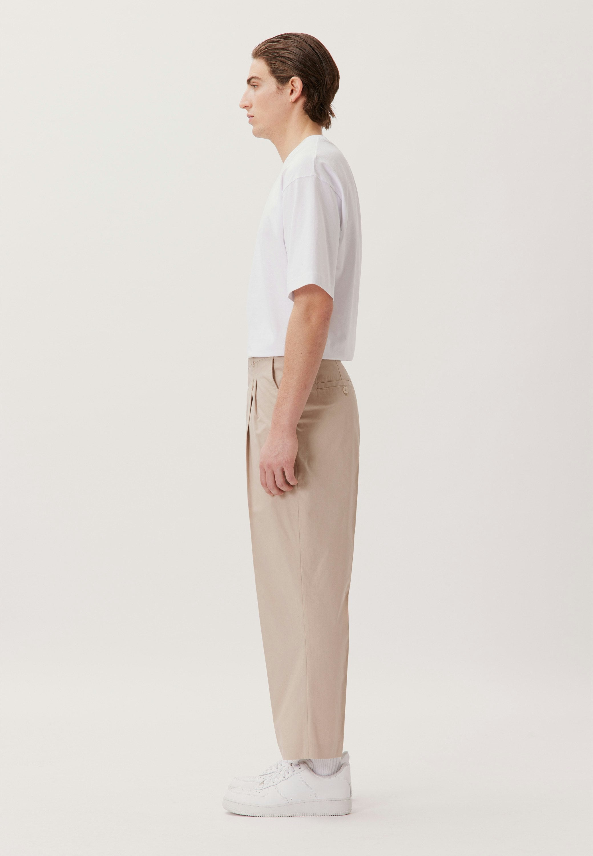 Studio Relaxed Chino Beige