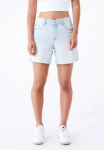 Lade das Bild in den Galerie-Viewer, Rose Shorts Canyon Mid Used Raw Hem
