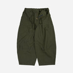 Lade das Bild in den Galerie-Viewer, Twill Balloon Pants Olive
