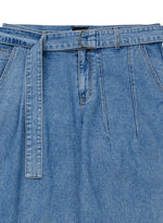 Lade das Bild in den Galerie-Viewer, Asymmetric Washed Denim Sky Blue
