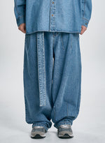 Lade das Bild in den Galerie-Viewer, Asymmetric Washed Denim Sky Blue
