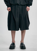 Lade das Bild in den Galerie-Viewer, Tulip Nylon Wide Shorts Black
