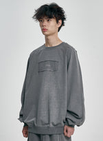 Lade das Bild in den Galerie-Viewer, Raw Edge Batwing Sweat Charcoal
