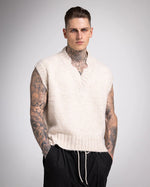 Lade das Bild in den Galerie-Viewer, Monte Knit Vest Beige
