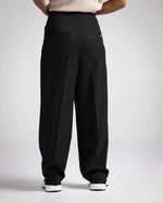 Lade das Bild in den Galerie-Viewer, Monte Relaxed Dress Pants Black
