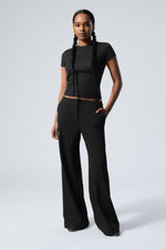 Lade das Bild in den Galerie-Viewer, Cut Off Waistband Trousers Black Pins
