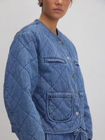 Lade das Bild in den Galerie-Viewer, Margo Denim Padded Jacket Mid Blue
