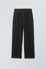 Lade das Bild in den Galerie-Viewer, Ken Tracksuit Pants Black
