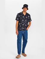 Lade das Bild in den Galerie-Viewer, Christ Resort Lobster SS Shirt Navy
