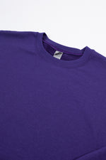 Lade das Bild in den Galerie-Viewer, Crew Neck Sweat Purple
