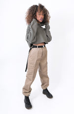 Lade das Bild in den Galerie-Viewer, Heavy Hoody Cropped Military Green
