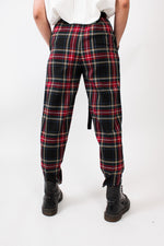 Lade das Bild in den Galerie-Viewer, Check Pants Black/White/Red
